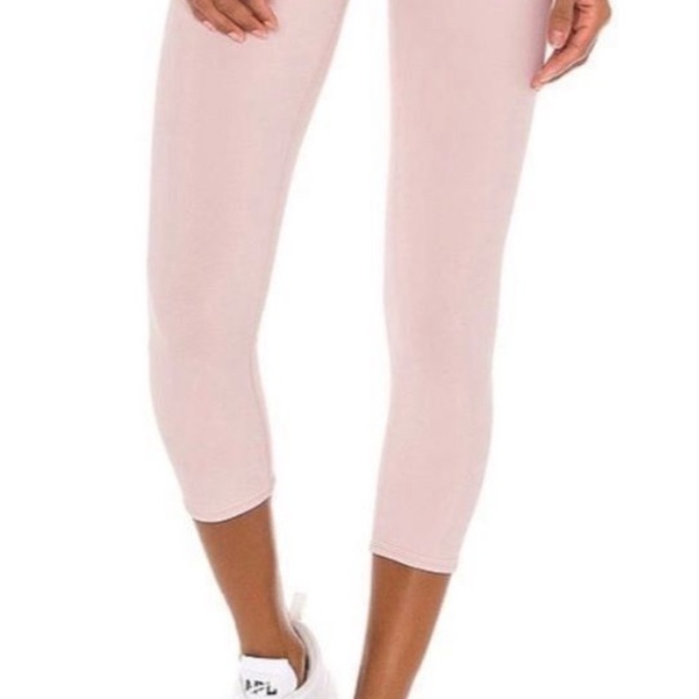 Alo Yoga Airbrush Cropped Leggings